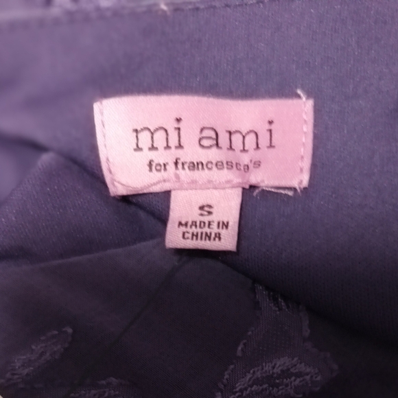 Francesca's Purple Floral Blouse / Size Small - Picture 4 of 7